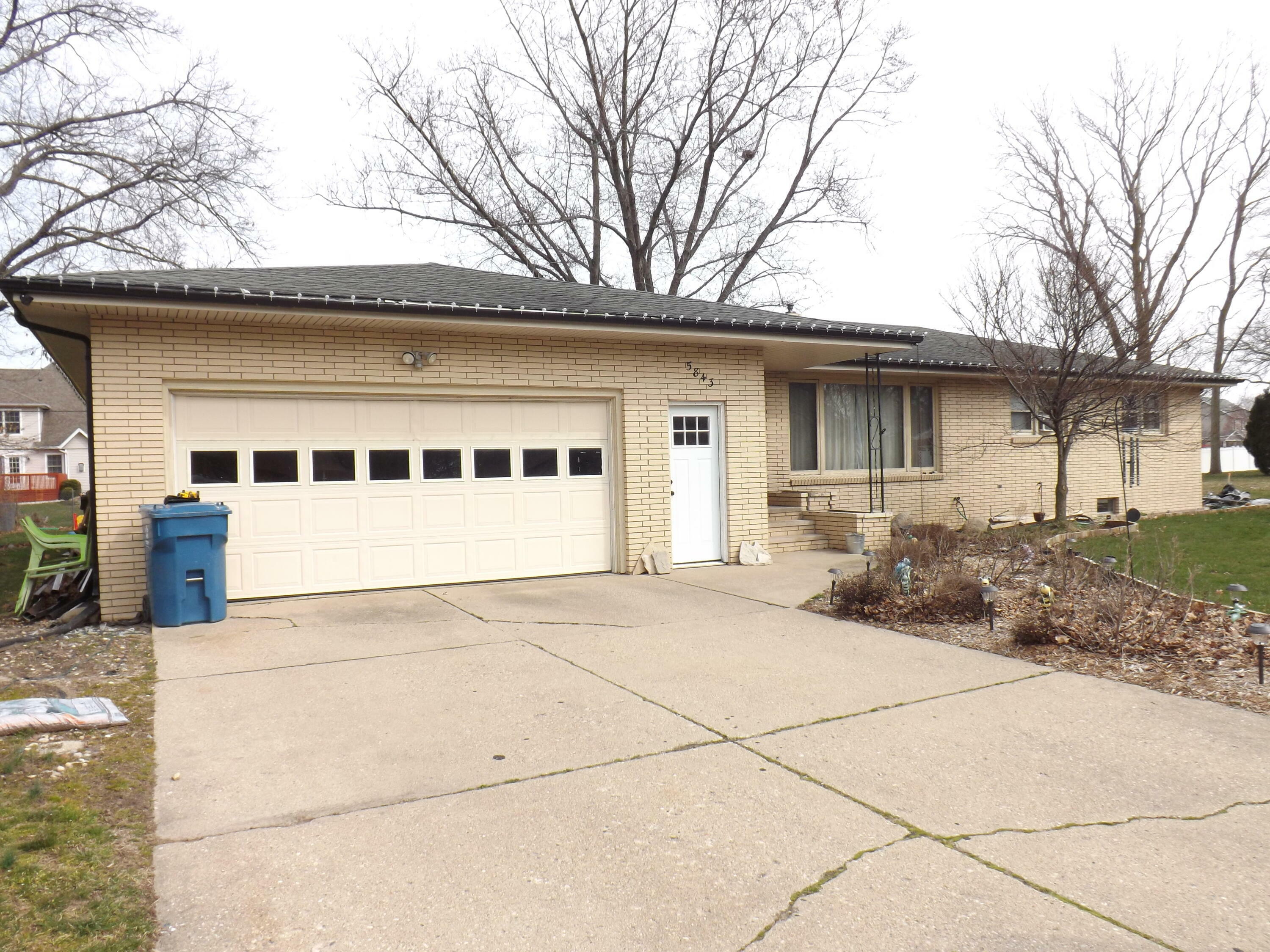 Property Photo:  5843 Ponderosa Drive  MI 49127 