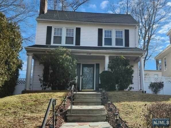 Property Photo:  530 Lincoln Avenue  NJ 07050 