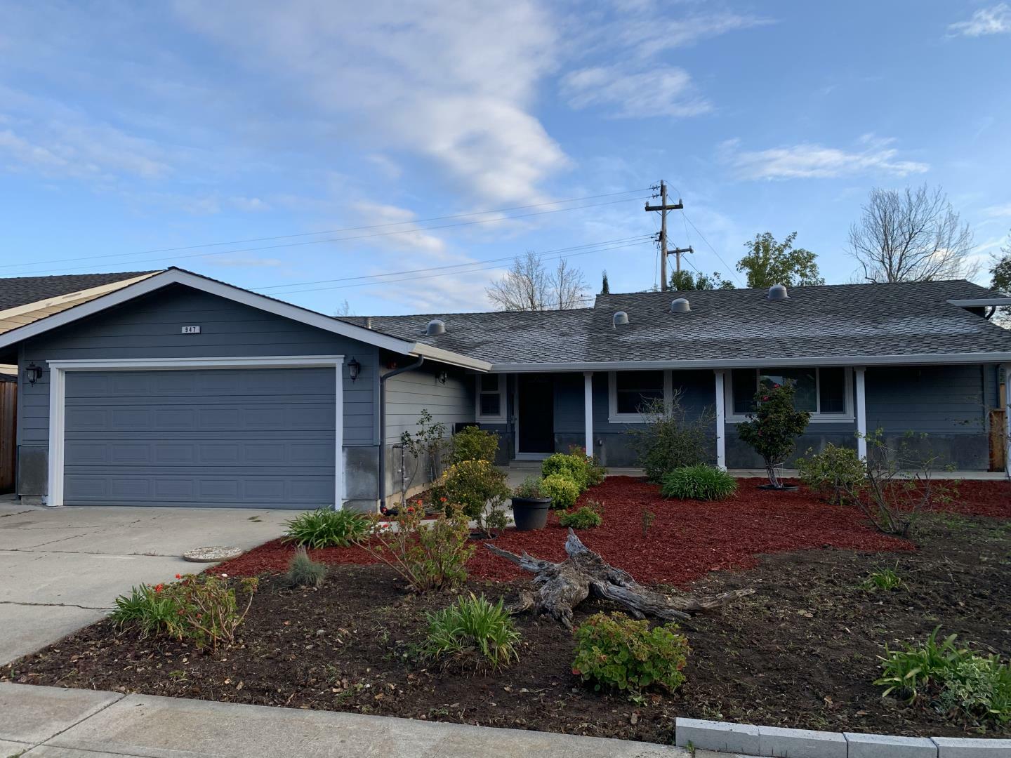 Property Photo:  947 Rosette Court  CA 94086 