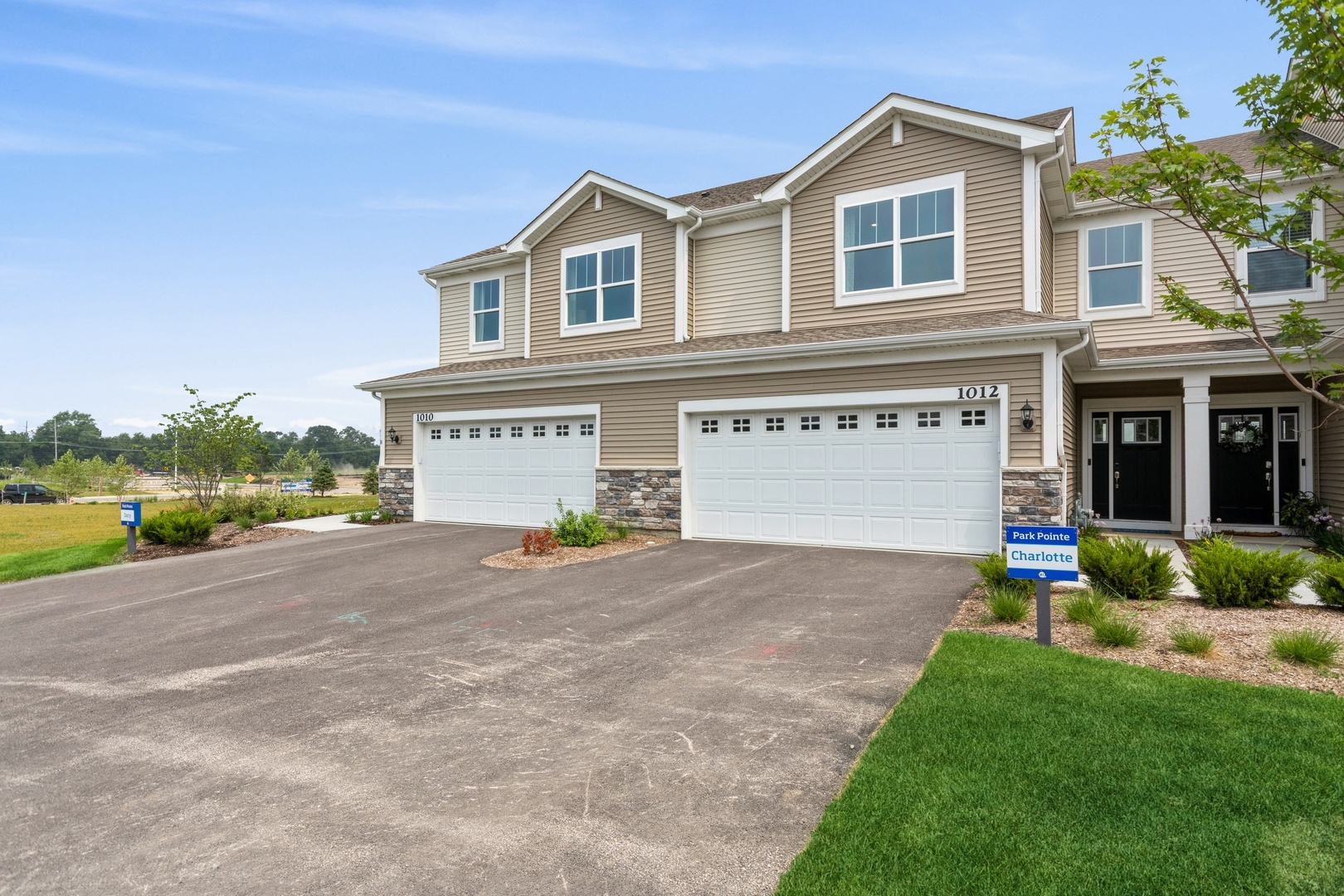 Property Photo: 25548 W Maurice Lane IL 60586