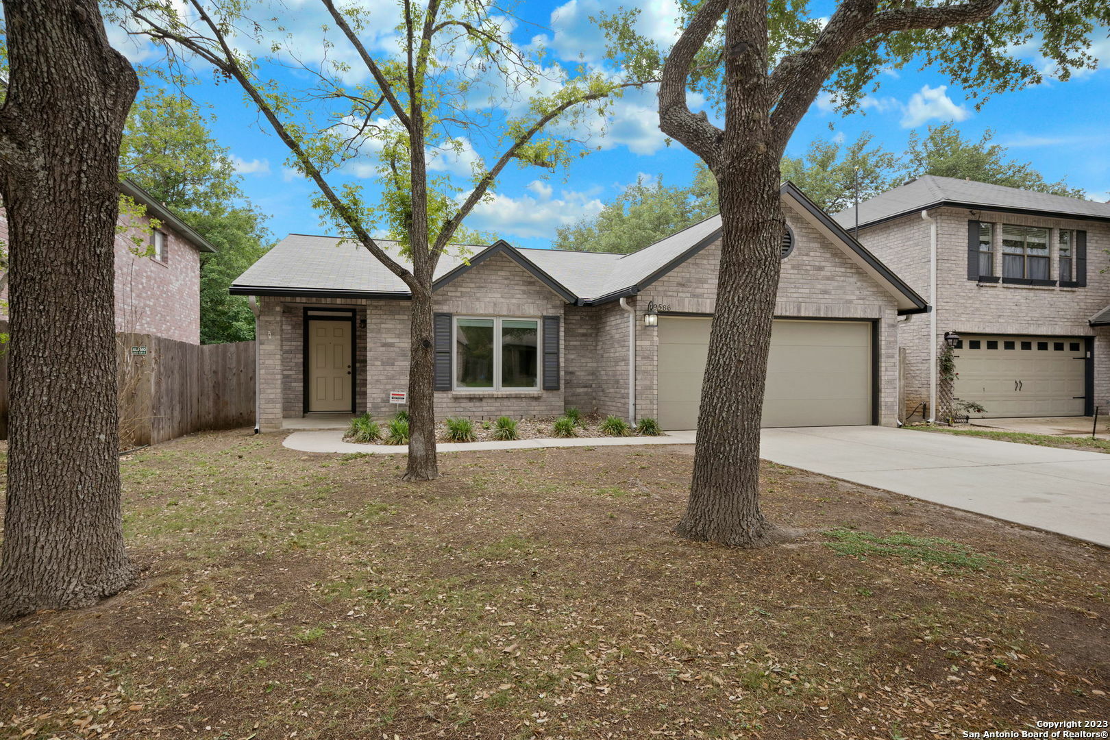 Property Photo: 9586 Cantura Crest TX 78250