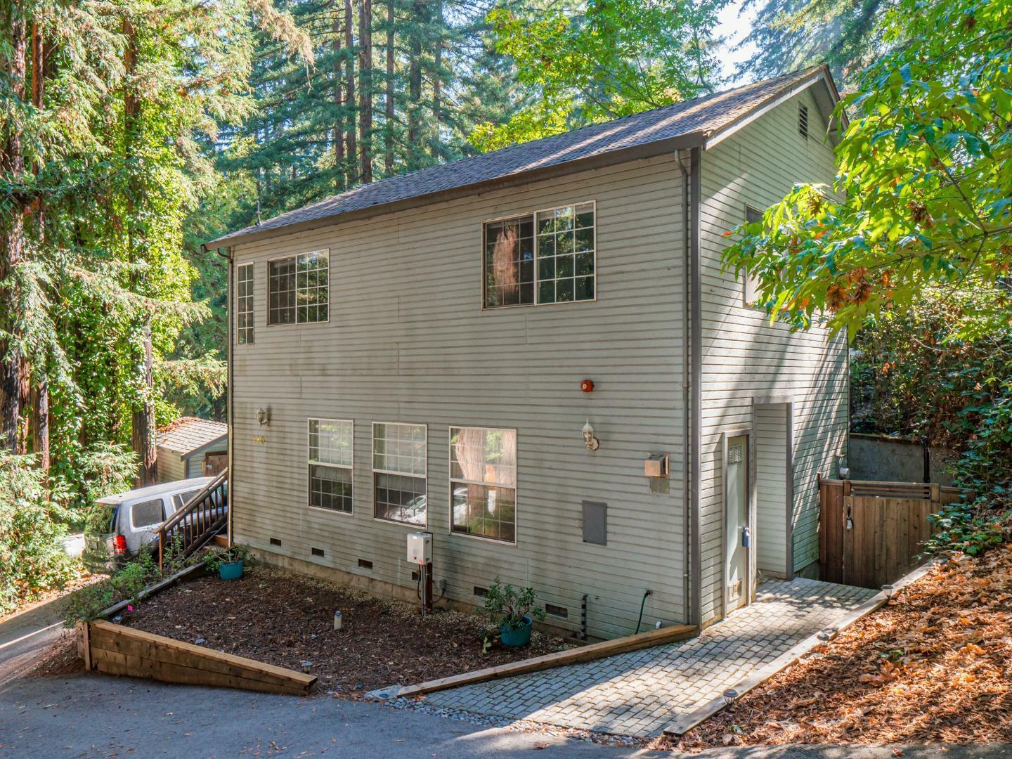 Property Photo: 110 Azalea Way CA 95005