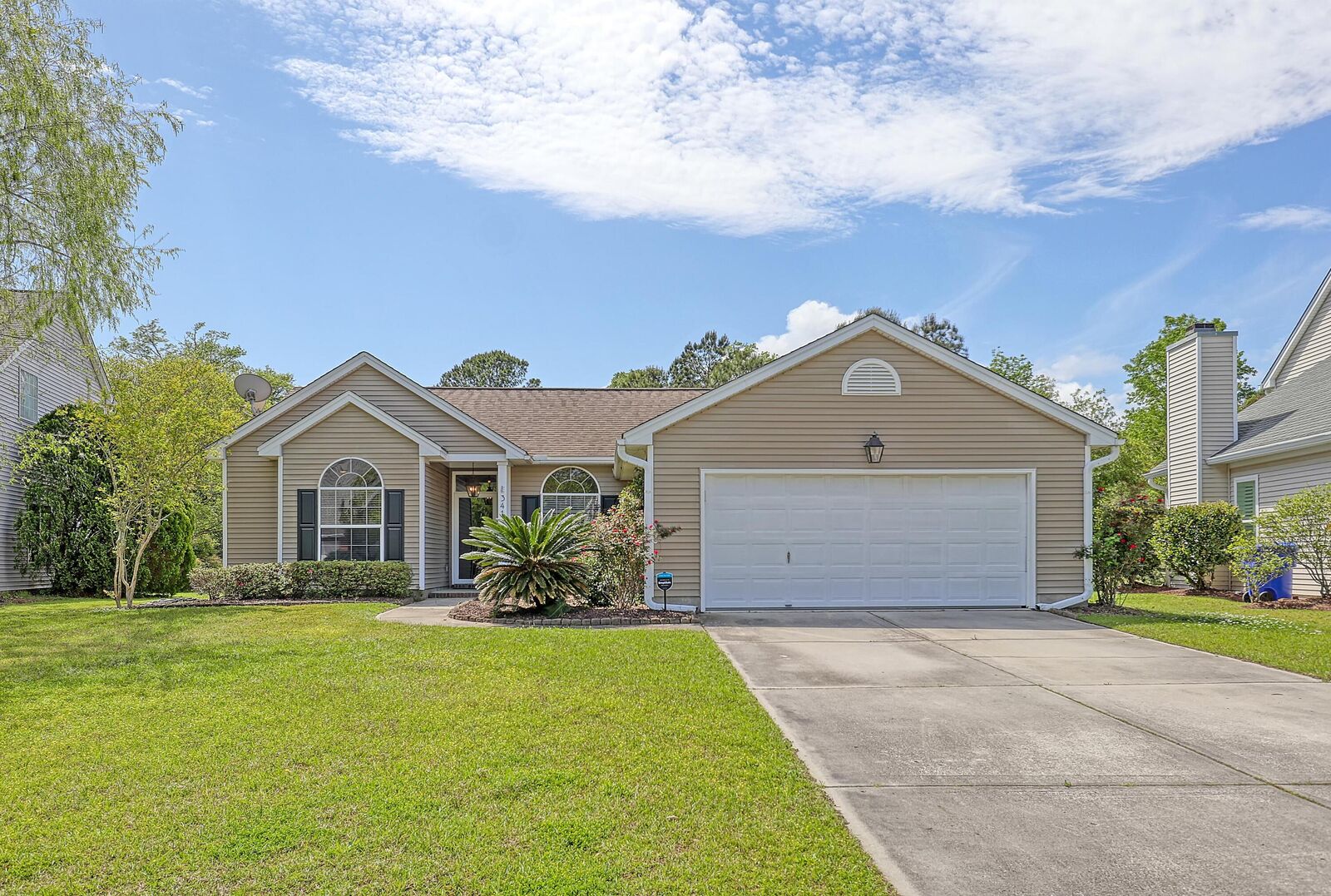 Property Photo: 341 Jardinere Walk SC 29464
