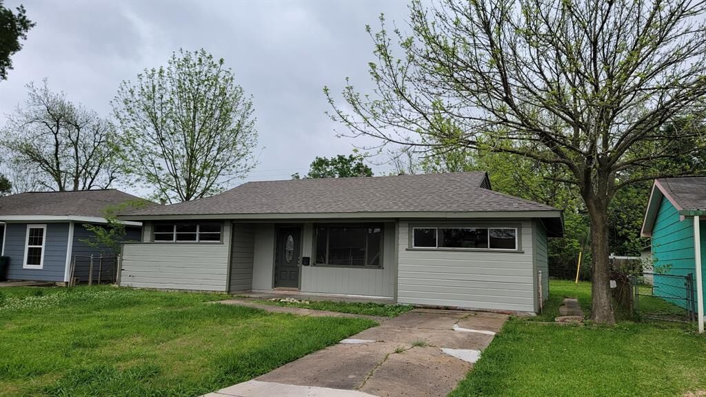 Property Photo:  2510 Ingersol Avenue  TX 77506 