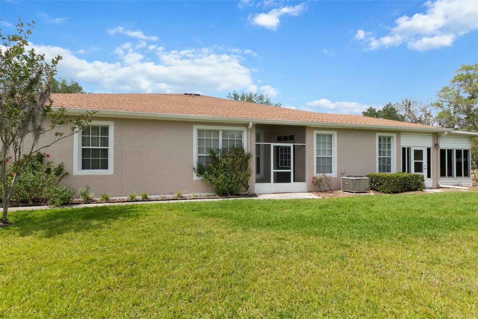 Property Photo:  35327 Whispering Pines Drive  FL 33541 