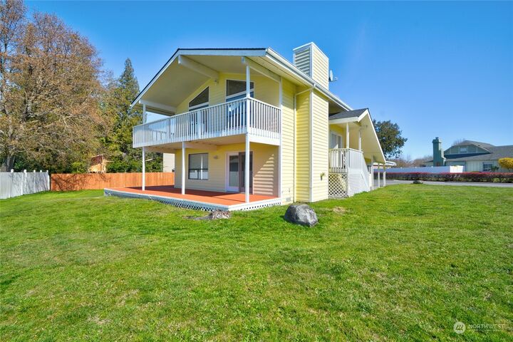 Property Photo: 4702 Glasgow Way WA 98221