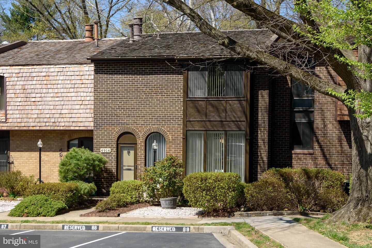 Property Photo:  4914 Schuyler Drive  VA 22003 