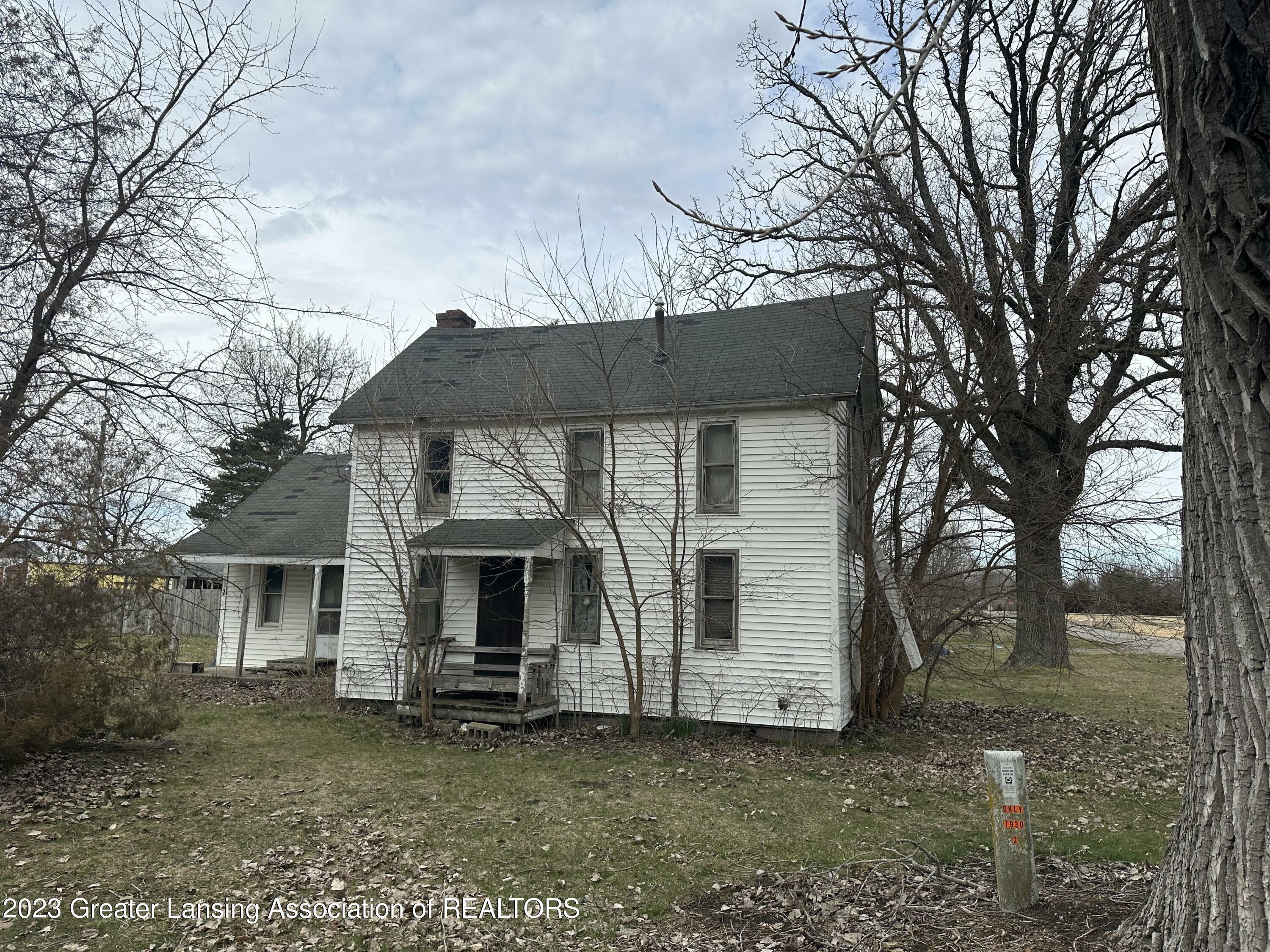 Property Photo: 217 E 2nd Street MI 48649