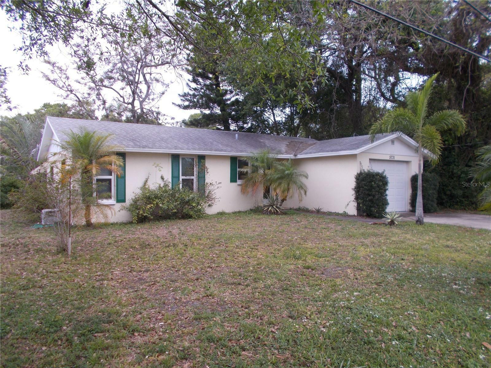 Property Photo:  5731 60th Avenue N  FL 33709 