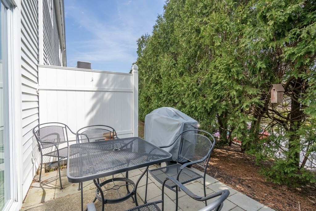 Property Photo:  8 Crestview Dr 39  MA 01562 