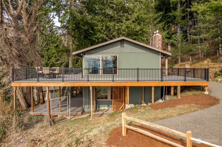 Property Photo:  27230 SE 154th Place  WA 98027 