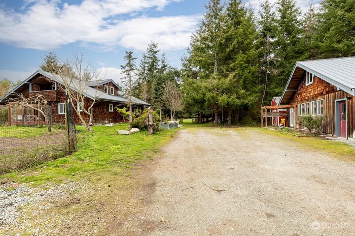 Property Photo: 640 Patmore Road WA 98239