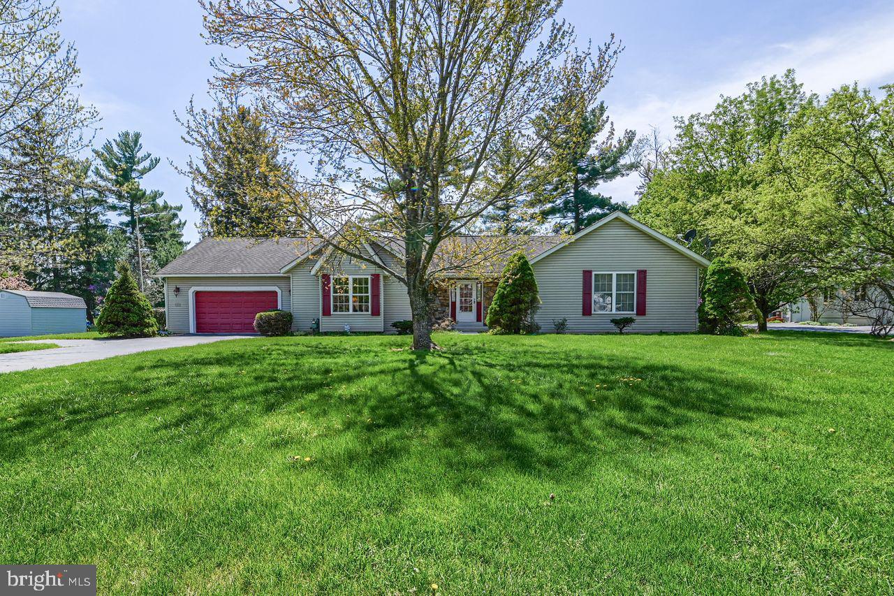 32 Beechwood Drive  Fairfield PA 17320 photo
