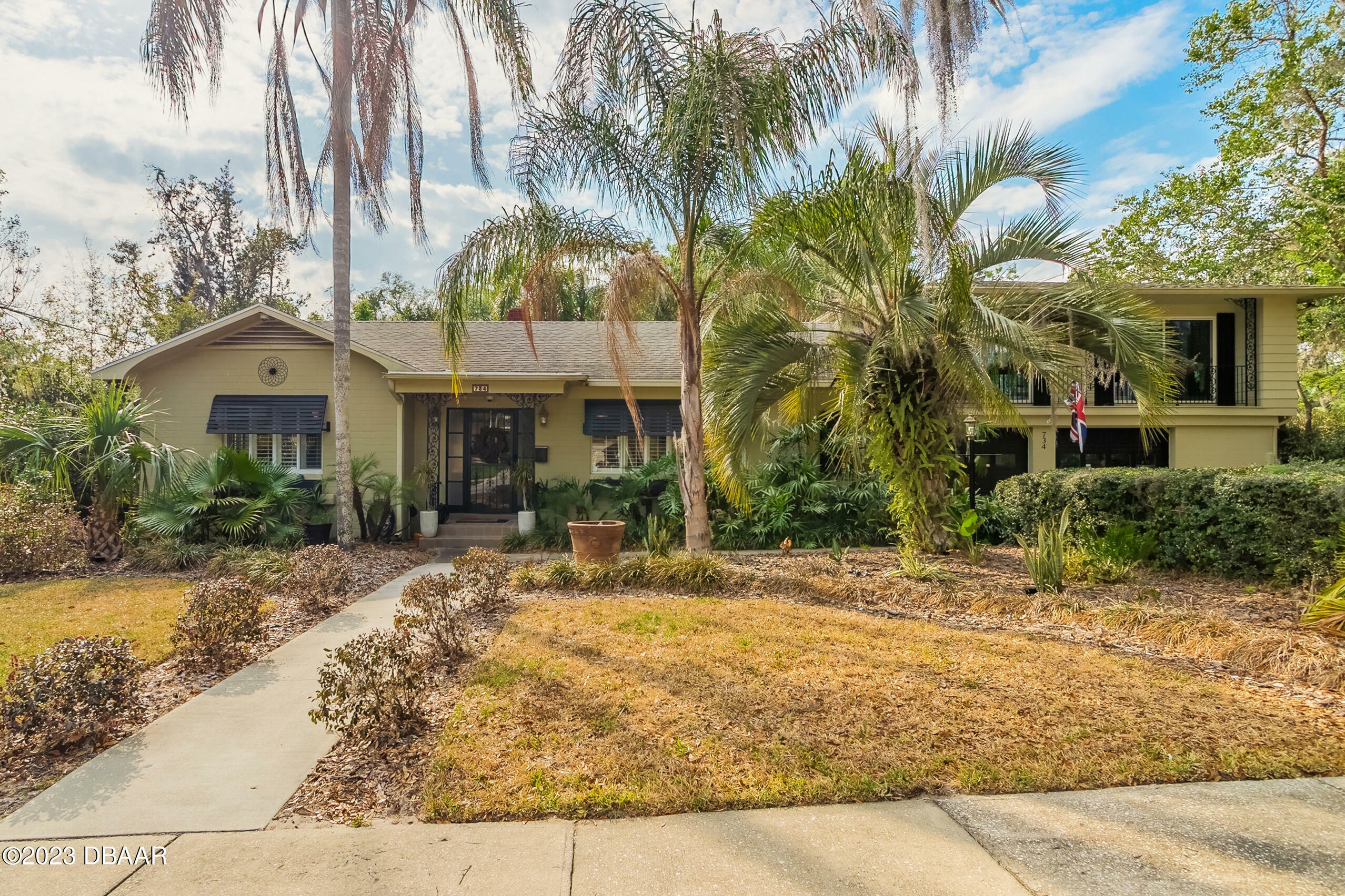 Property Photo:  734 N Tuxedo Avenue  FL 32724 