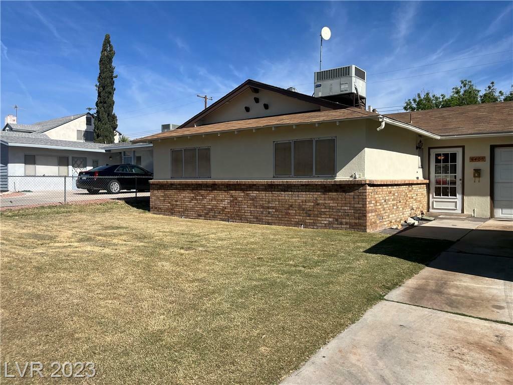 Property Photo: 5408 Mountain View Drive NV 89146