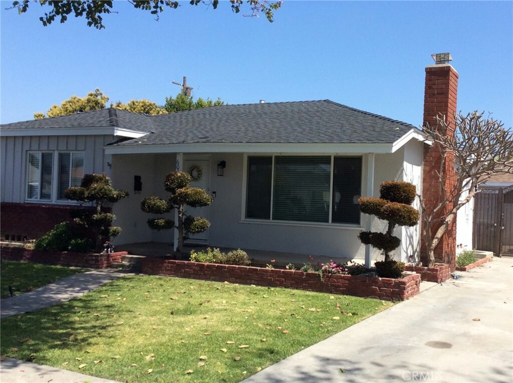 Property Photo: 6008 Amos Avenue CA 90712