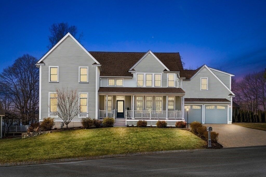 Property Photo:  6 Carriage Lane  MA 01880 