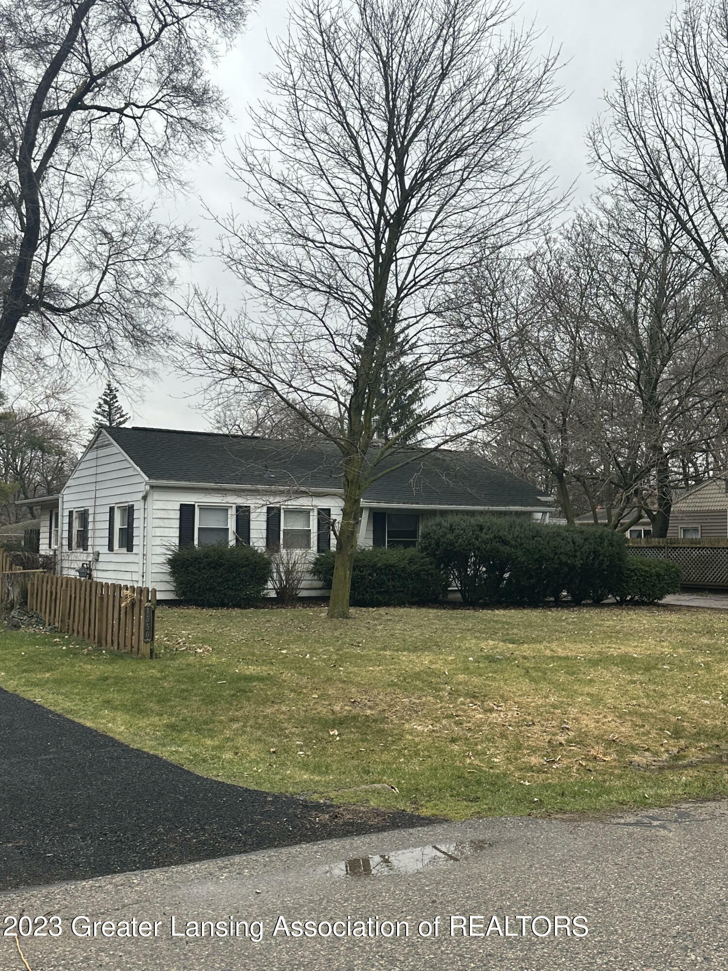 Property Photo: 1542 Ann Street MI 48823
