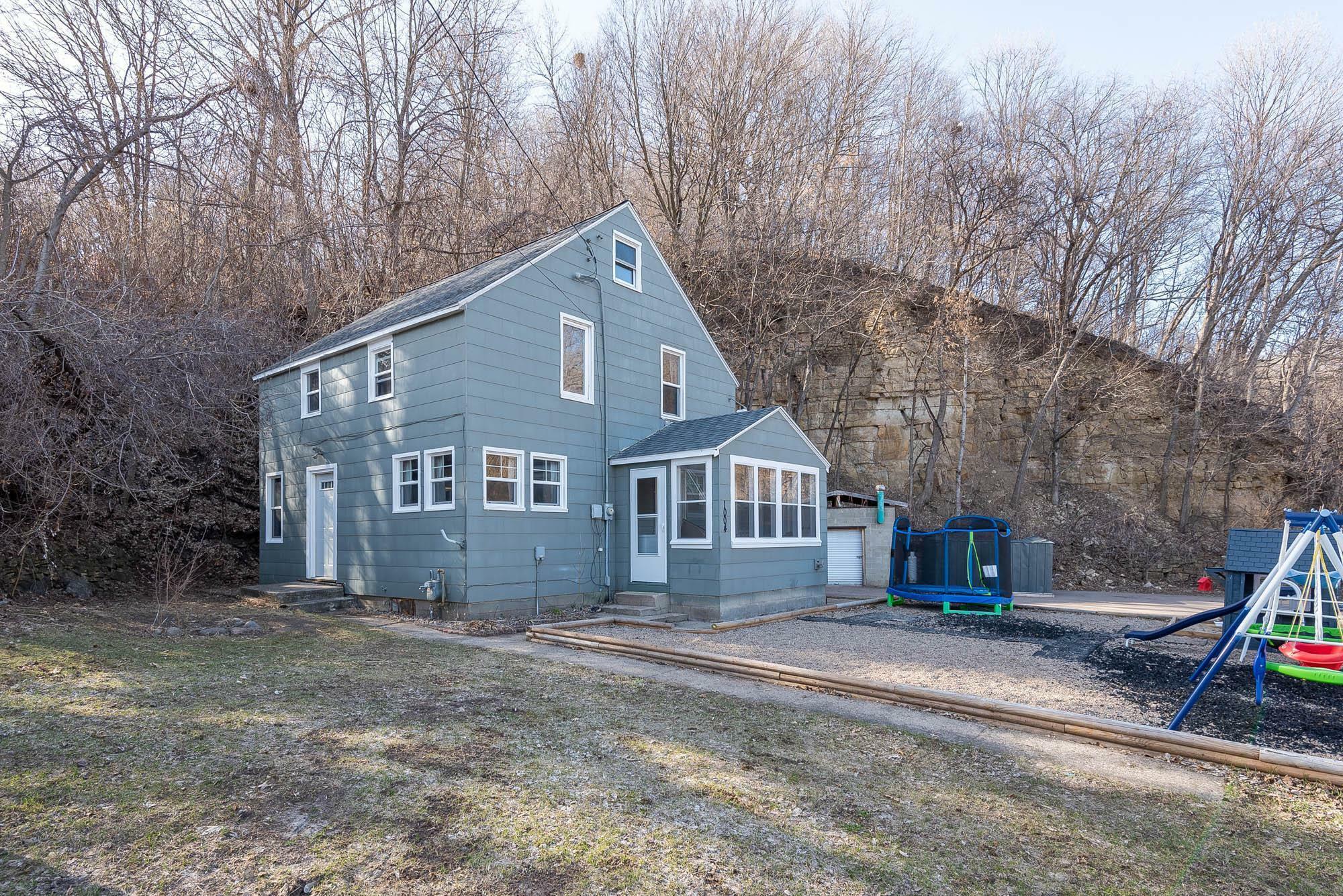 Property Photo: 1004 Belgrade Avenue MN 56003