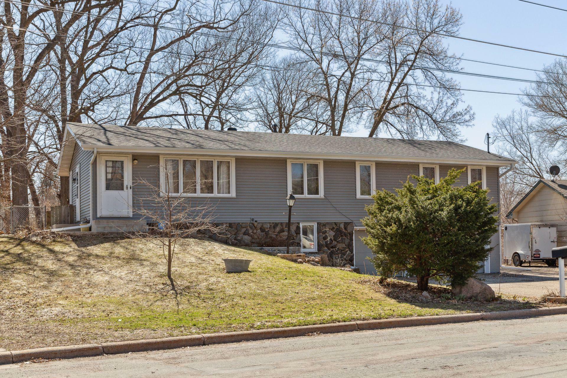 Property Photo:  4401 Dakota Street SE  MN 55372 