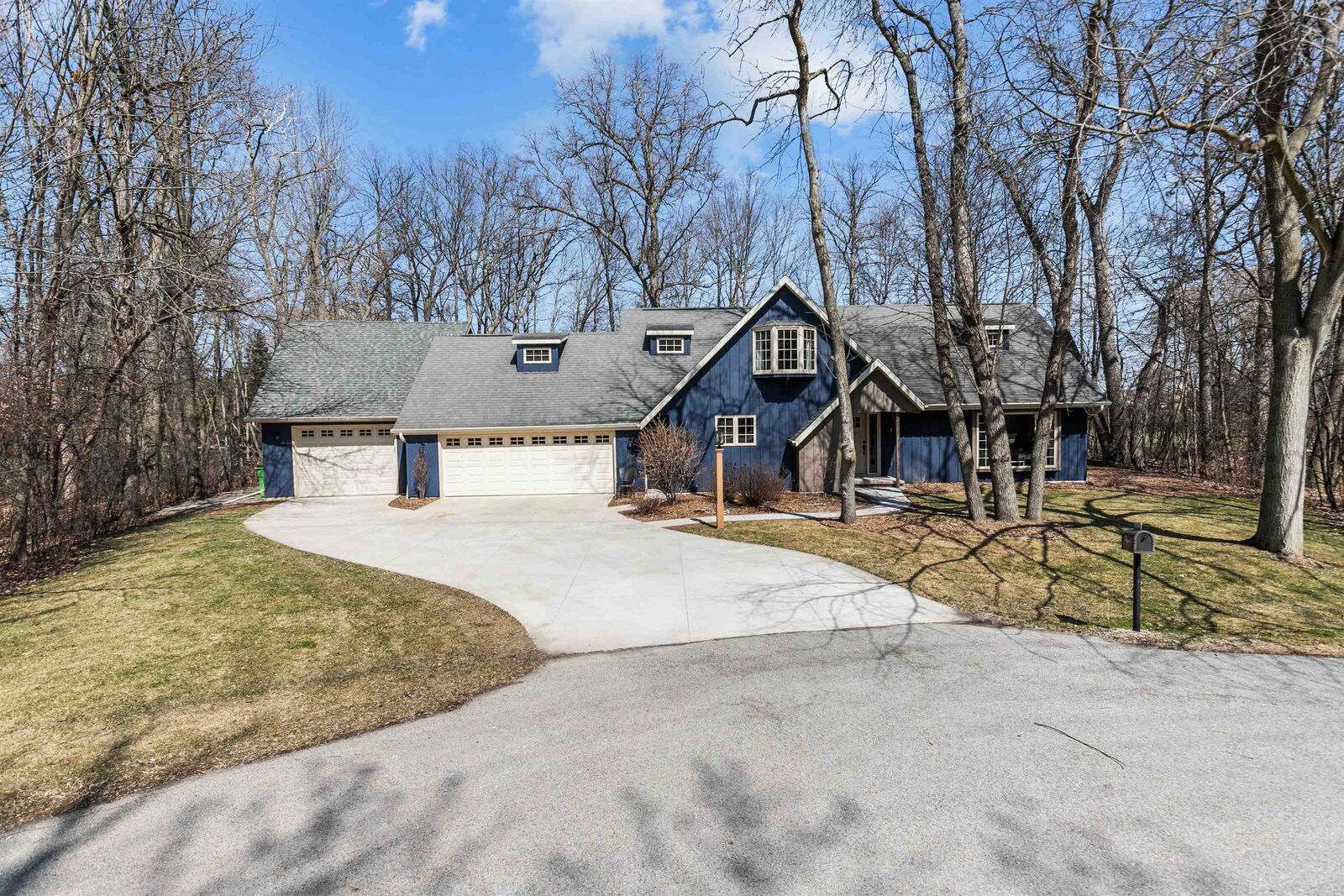 Property Photo: W4840 Black Cherry Court WI 54169-9741