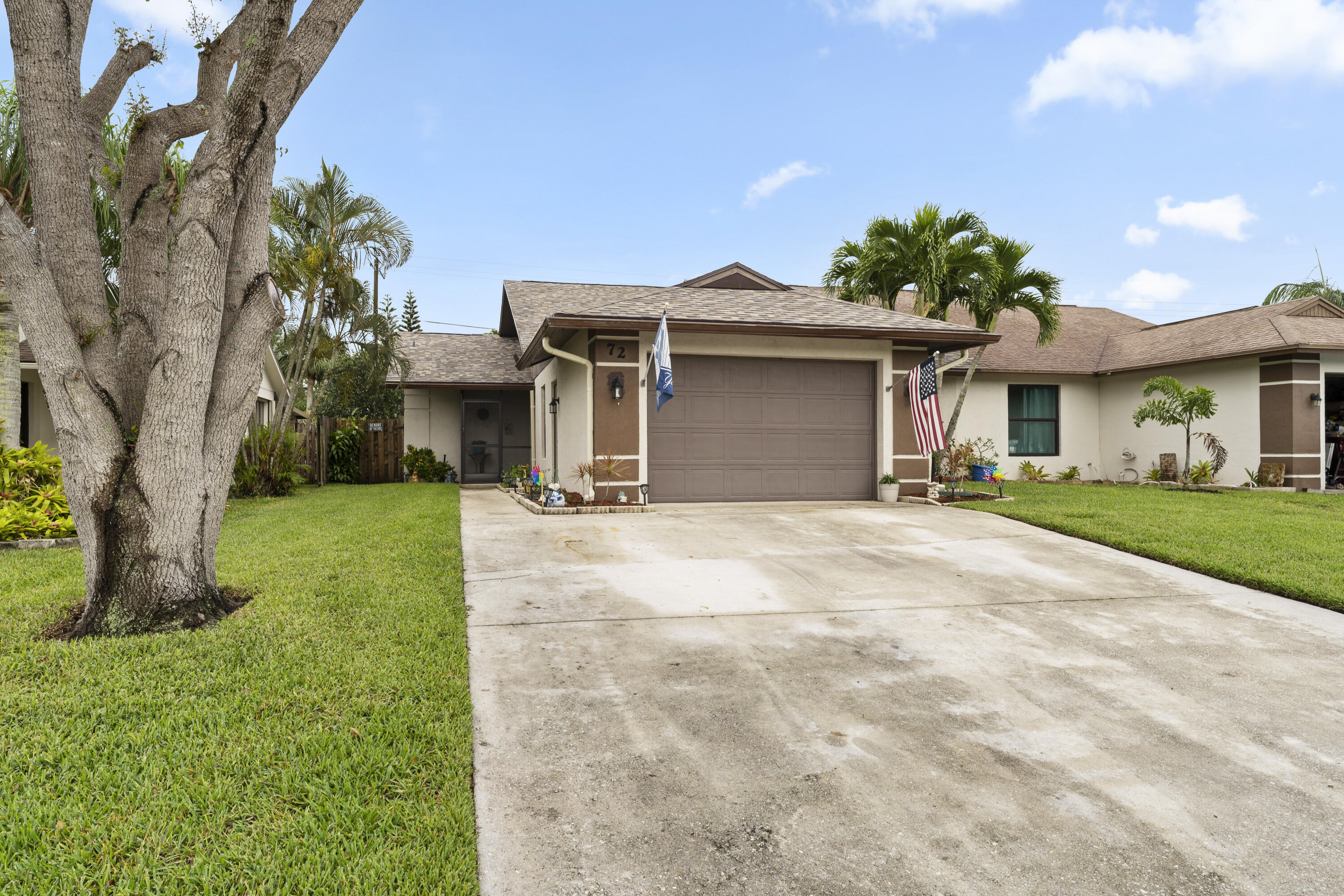 Property Photo: 72 SE Taho Terrace FL 34997