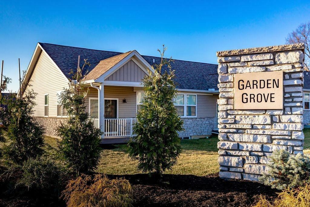 Property Photo:  5047 Garden Grove Lane  OH 45238 