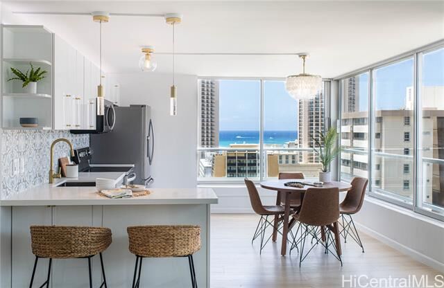 Property Photo:  2421 Tusitala Street 1603  HI 96815 