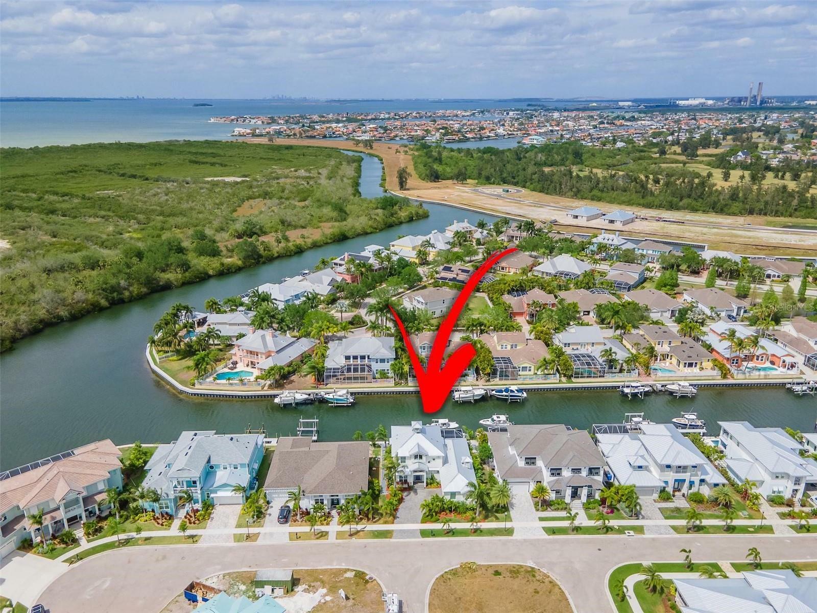 Property Photo:  717 Pinckney Drive  FL 33572 