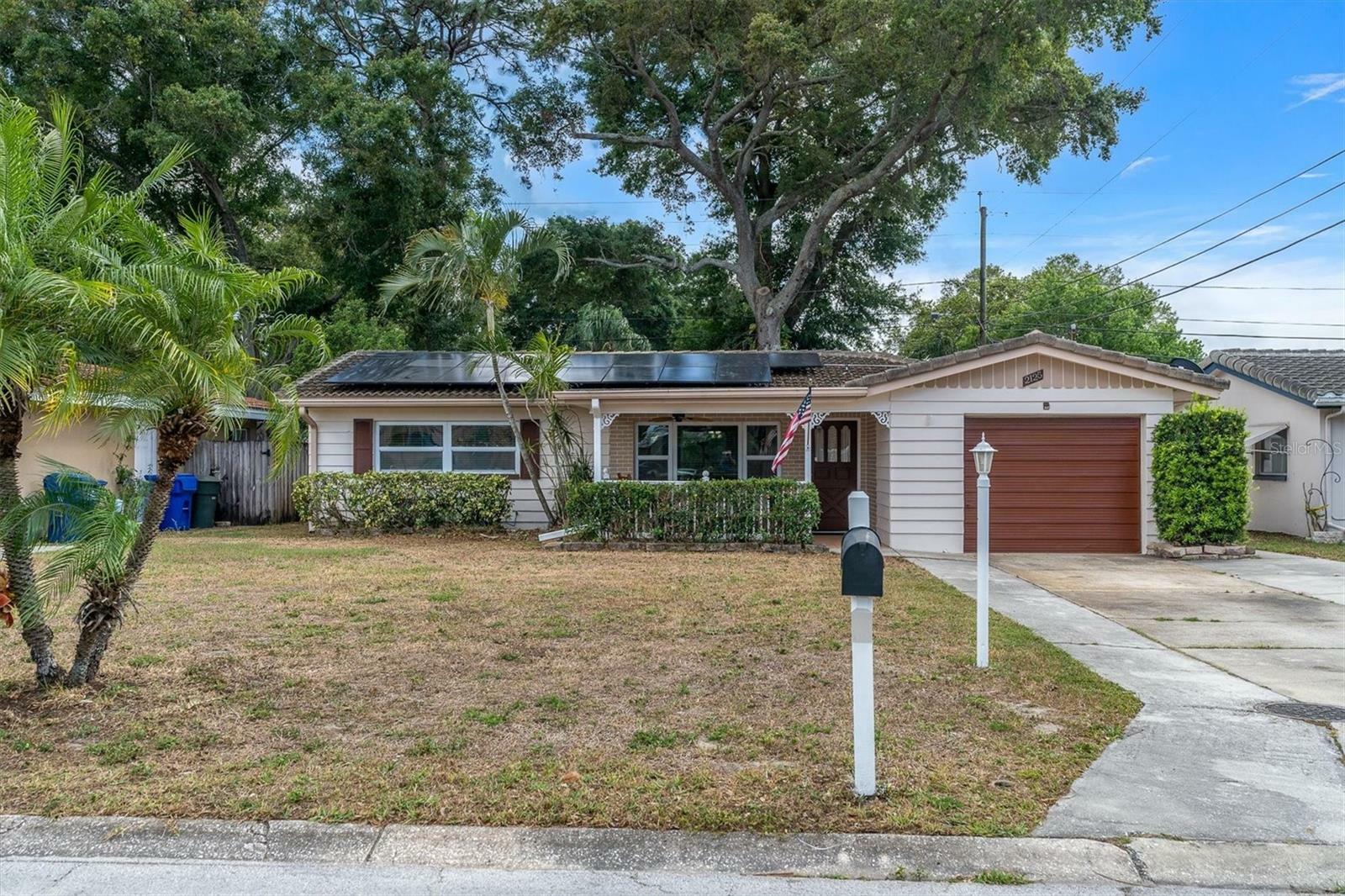 Property Photo:  2125 Indigo Drive  FL 33763 