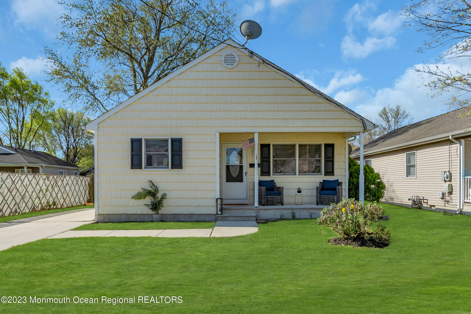 Property Photo:  12 Krueger Place  NJ 07748 