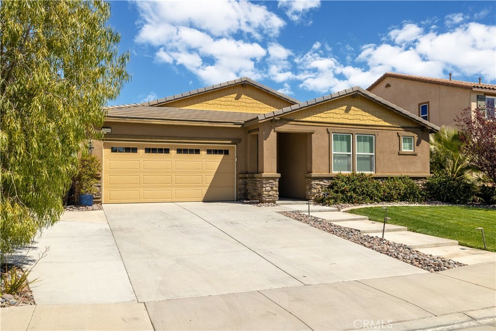Property Photo: 25406 Gant Court CA 92584