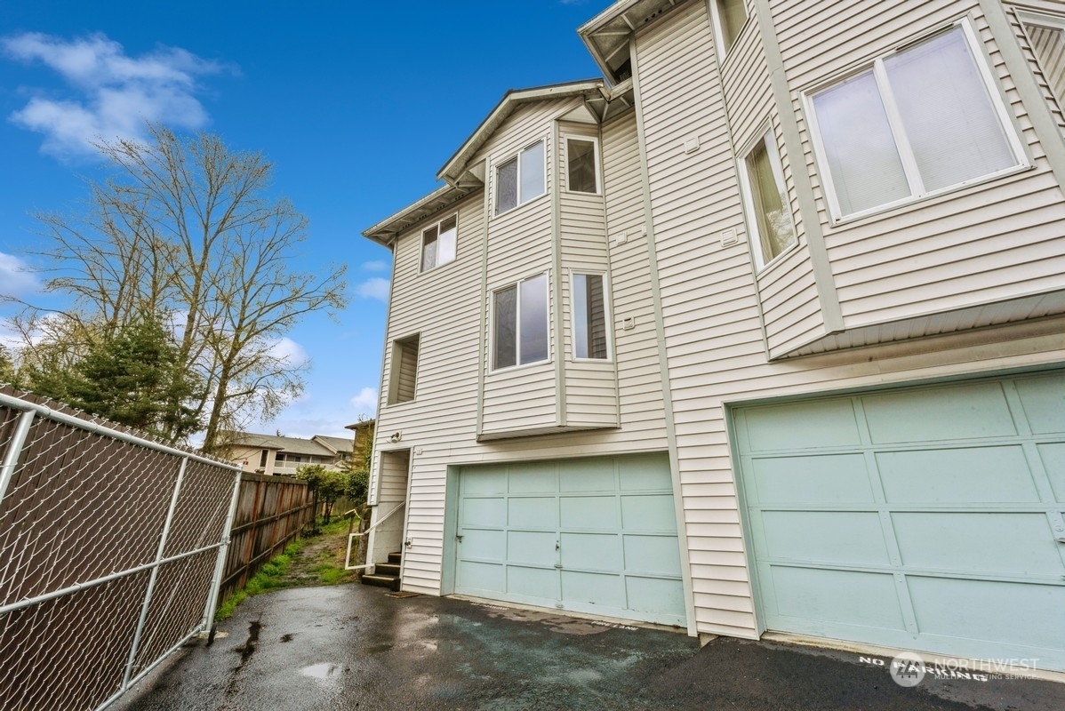 Property Photo: 10 E Casino Road B10 WA 98208