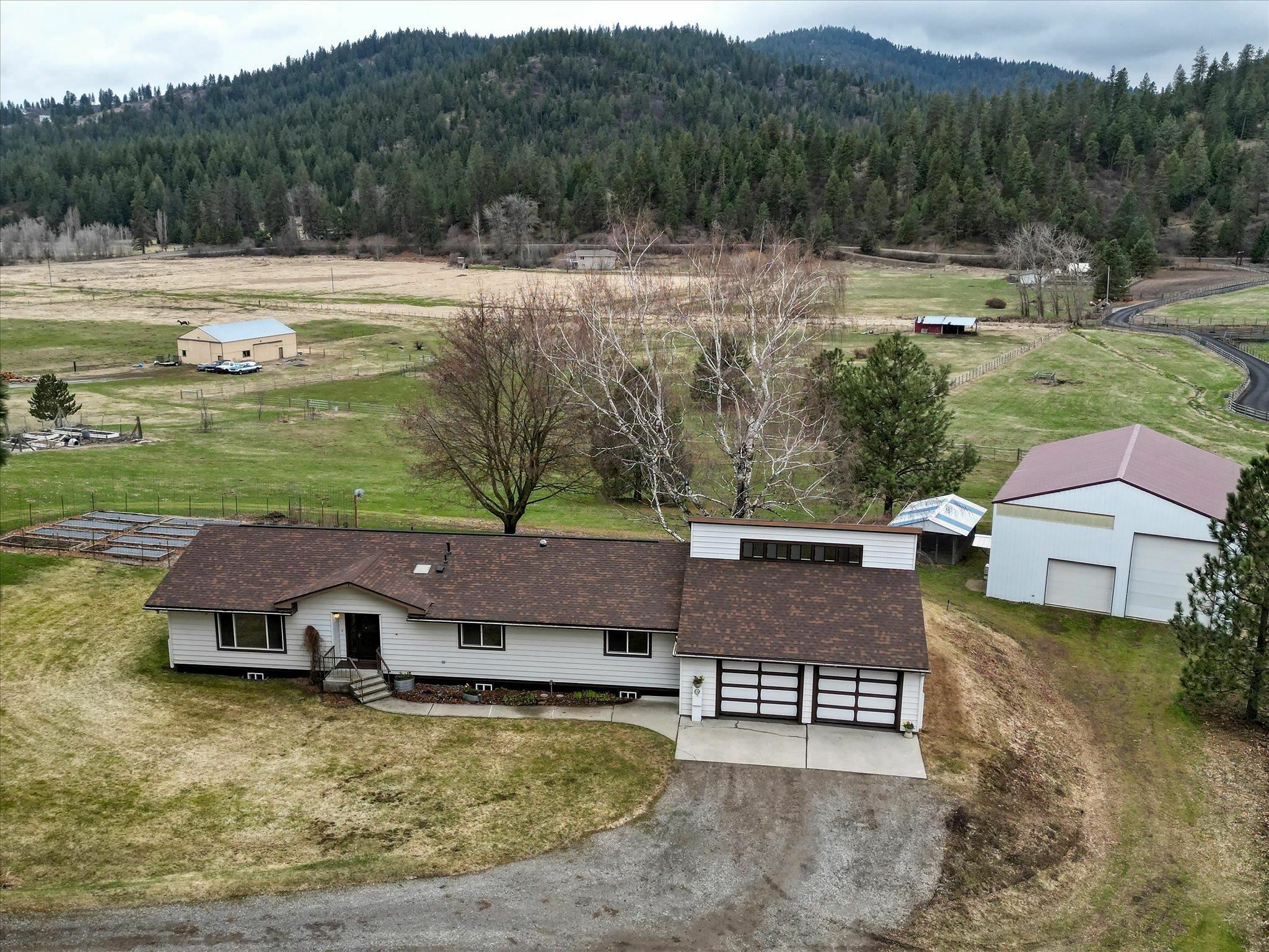 Property Photo:  8308 N Campbell Rd  WA 99027 