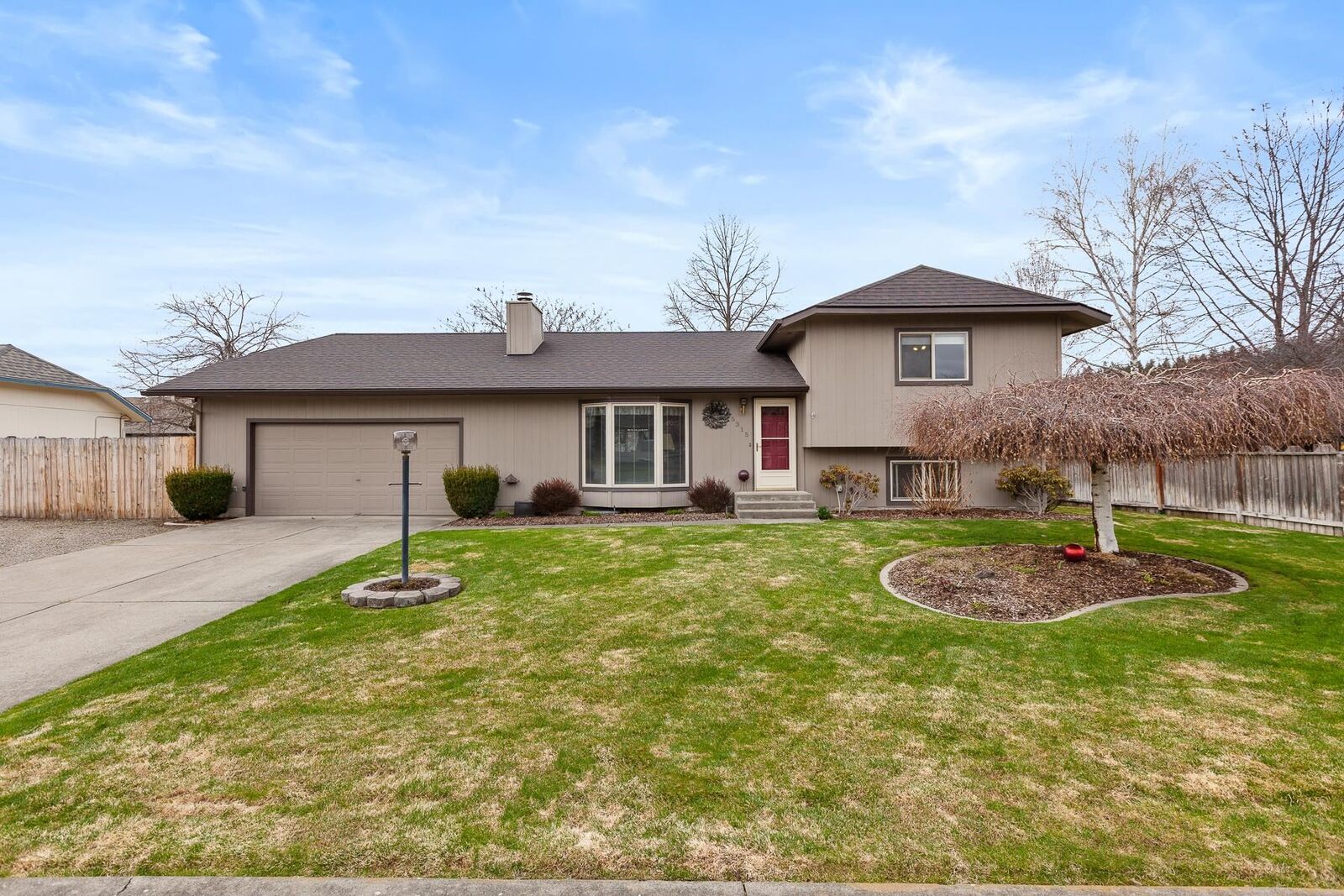 Property Photo:  5315 N Davis Rd  WA 99216 