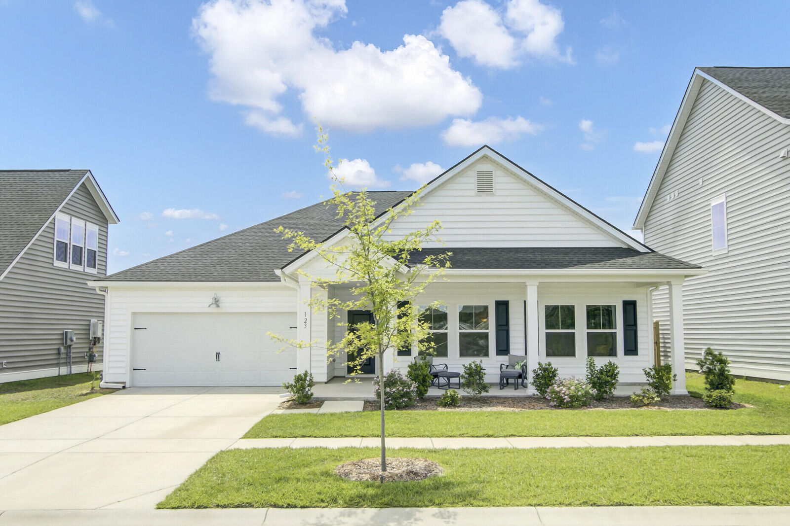 Property Photo:  123 Garden Lily Lane  SC 29485 