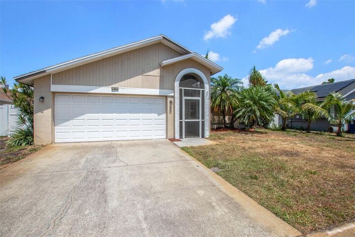 Property Photo:  8059 Somerset Drive  FL 33773 