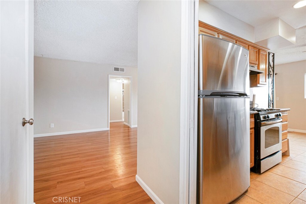 Property Photo: 6227 Morse Avenue 203 CA 91606