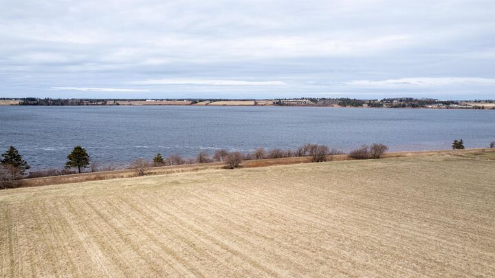 Property Photo:  18.6 Acre Lot  PE C0A 1S0 
