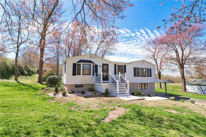 51 White Street  Watertown CT 06795 photo