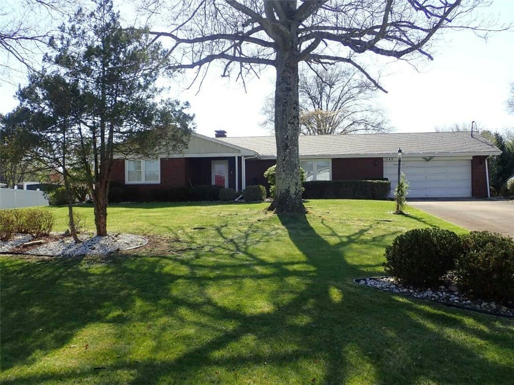 Property Photo:  1242 Highland Dr  PA 15063 