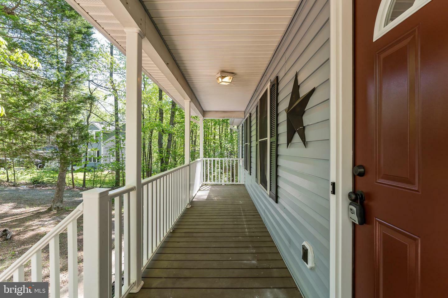 Property Photo: 11510 Hines Court VA 22551
