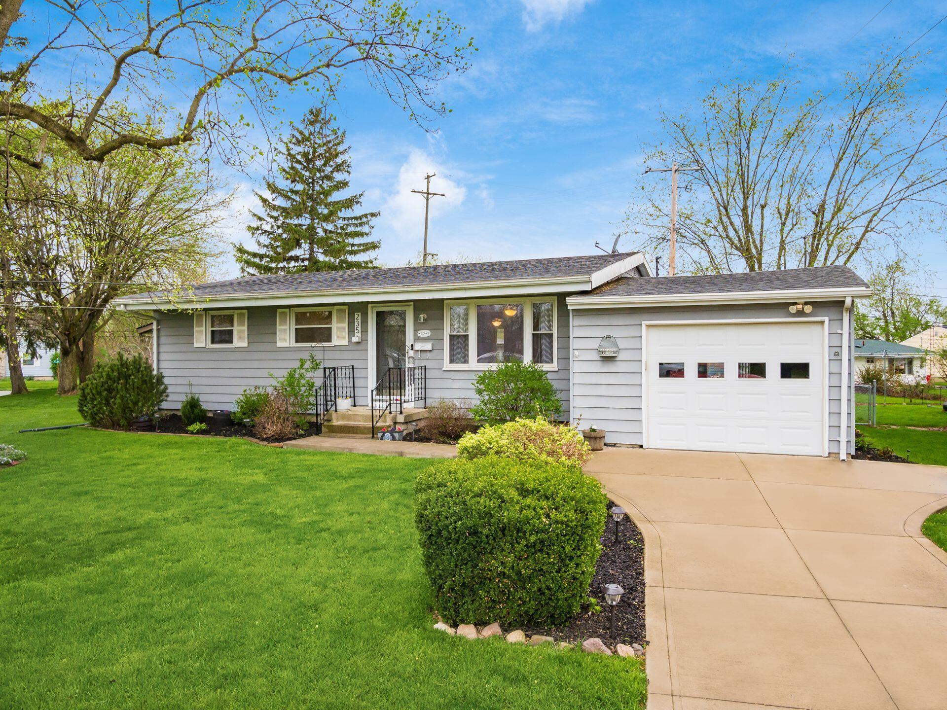 235 E Park Avenue  London OH 43140 photo