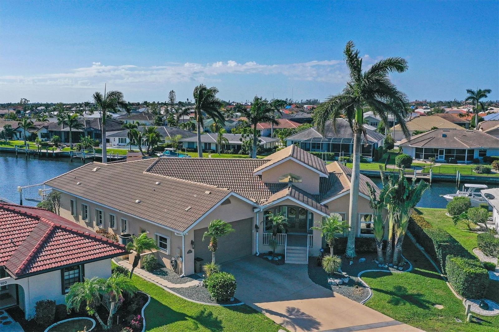 Property Photo:  1101 Treasure Cay Court  FL 33950 