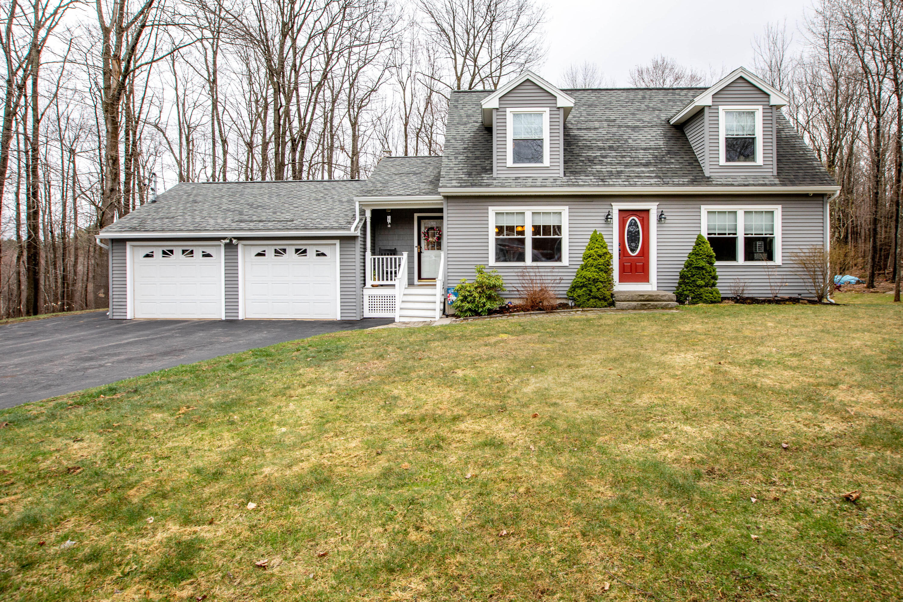 Property Photo:  184 Highland Avenue  ME 04240 