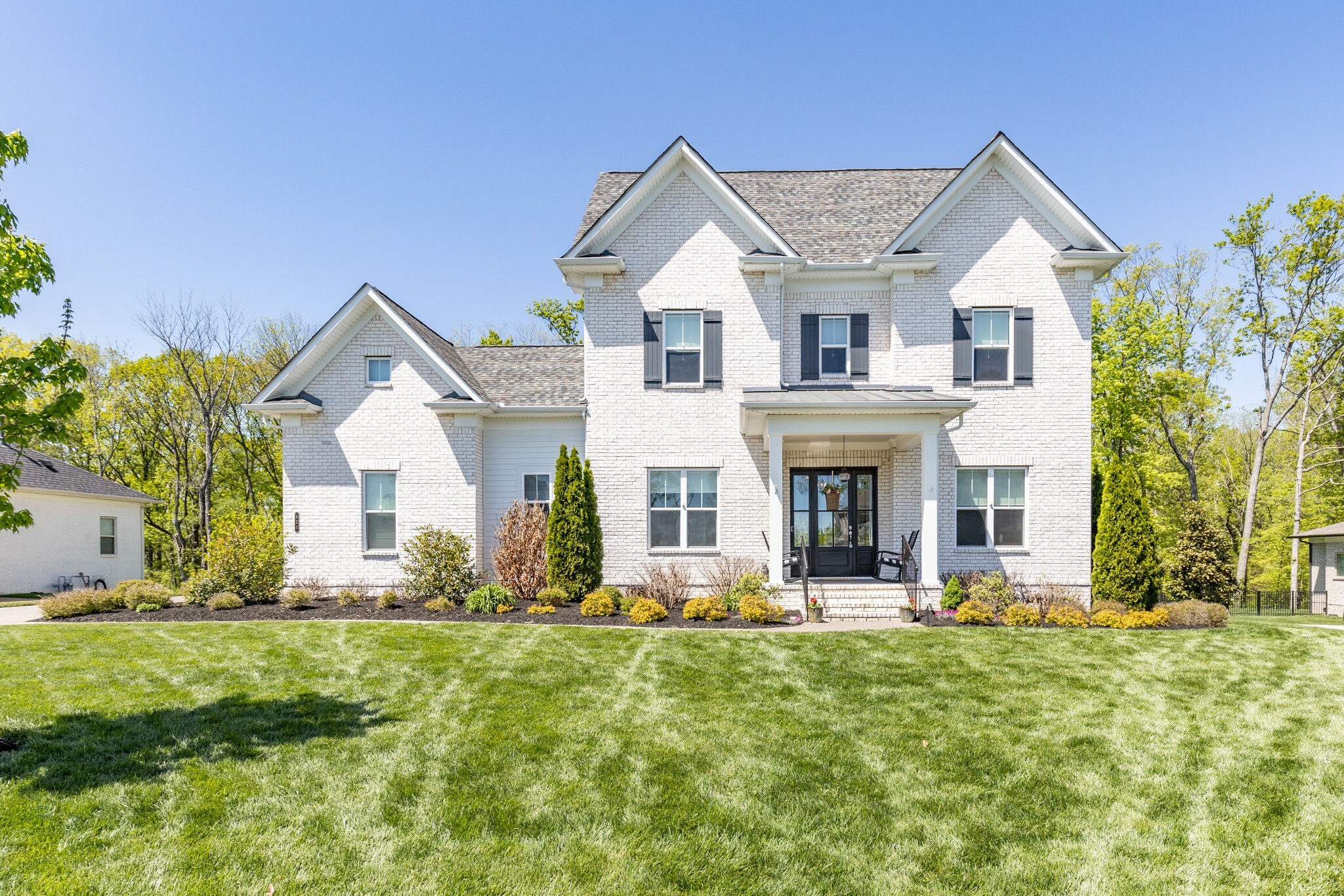 Property Photo: 421 Oldenburg Rd TN 37135