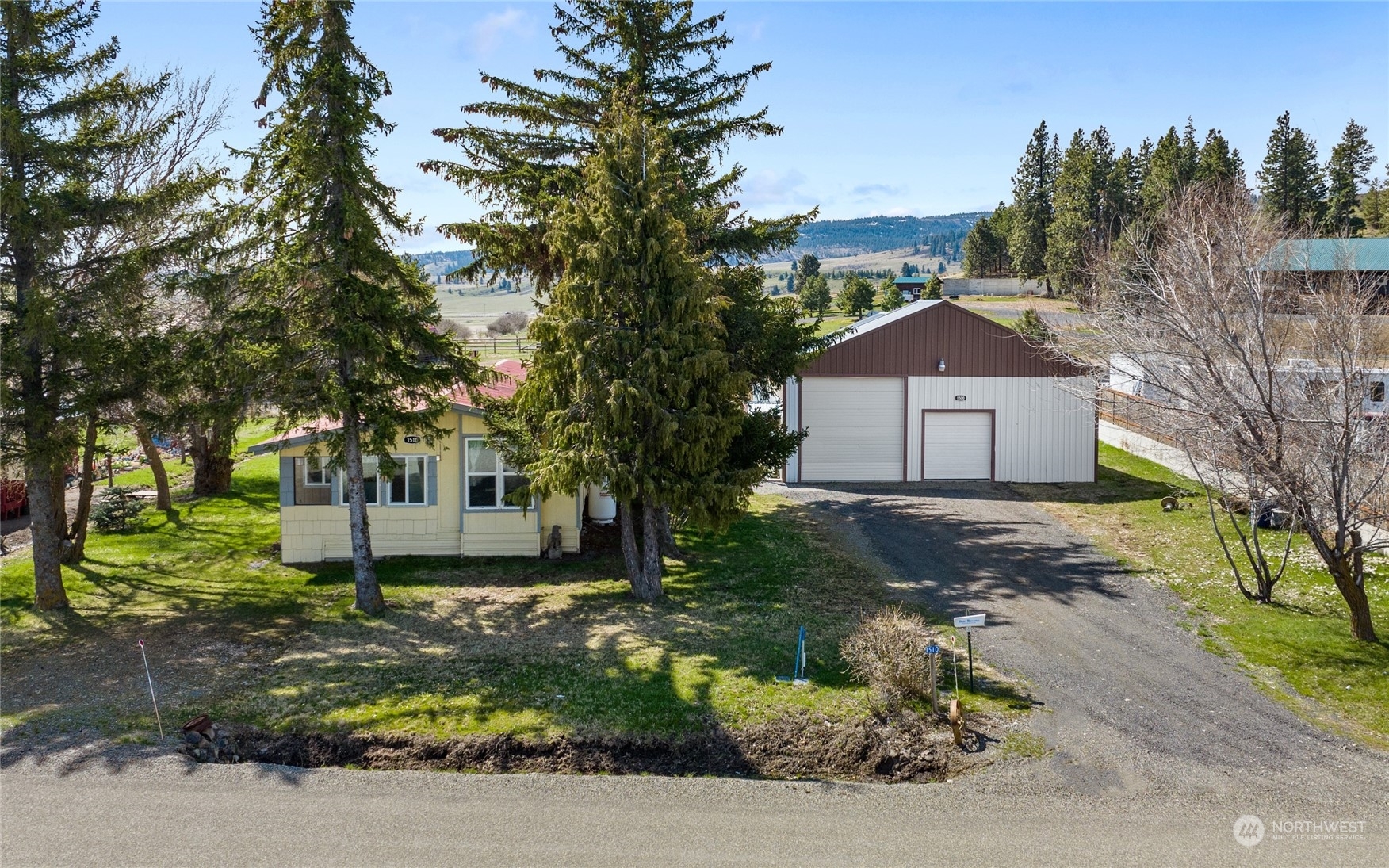 Property Photo:  1510 Sunlight Drive  WA 98922 