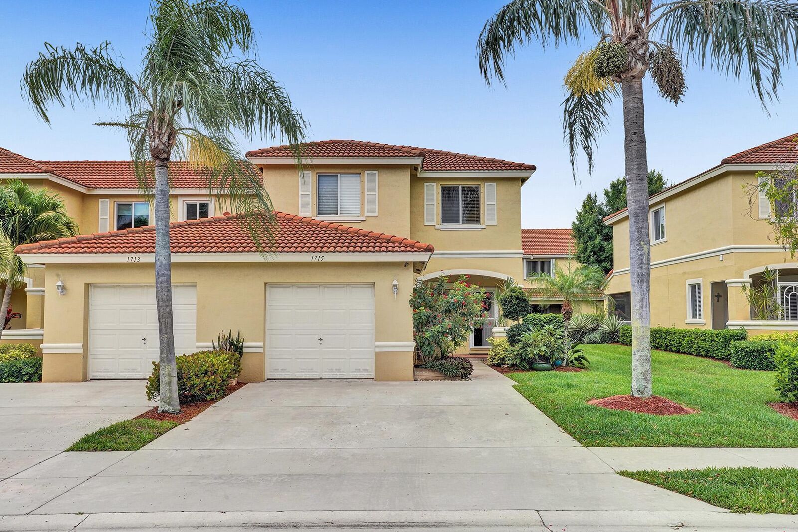 Property Photo:  1715 Arezzo Circle  FL 33436 