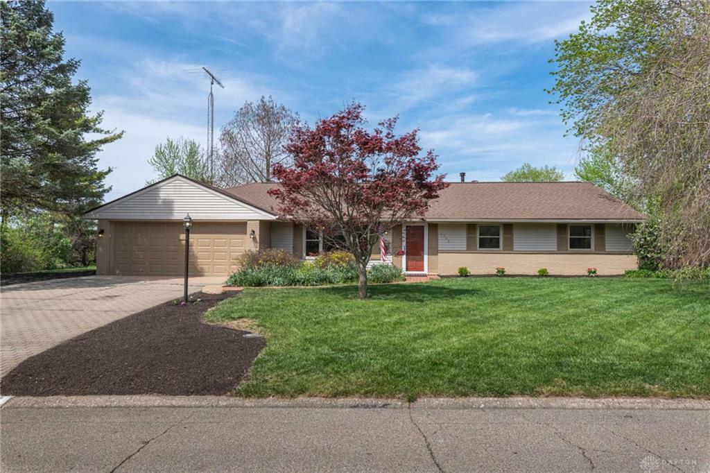 2245 Cherry Oak Drive  Kettering OH 45440 photo