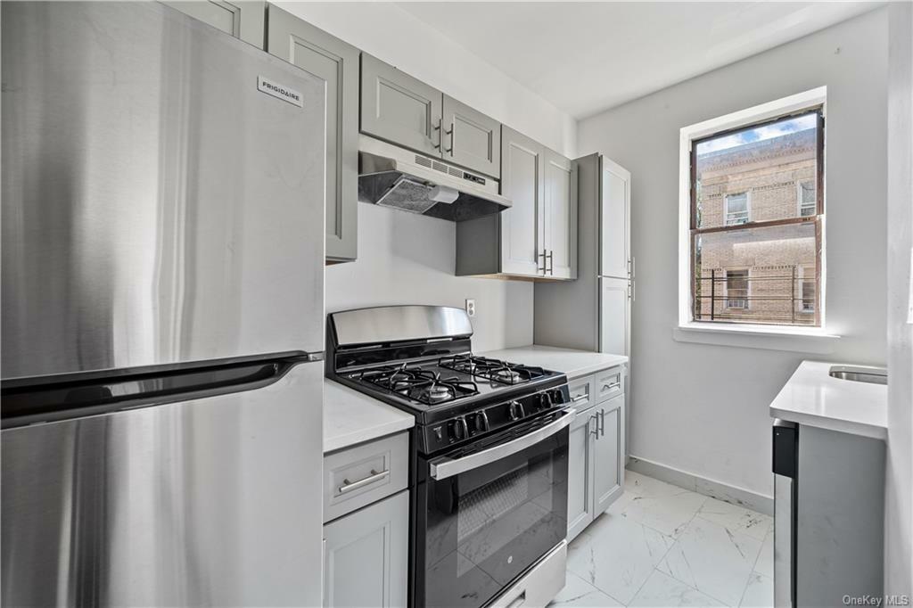 Property Photo: 58 Bruce Avenue 1C NY 10701